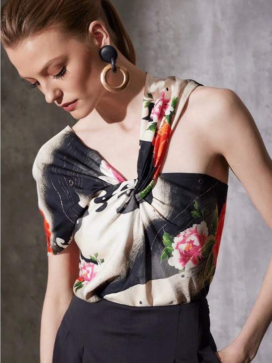 Natori Tops - NWTs Natori Mayumi Cotton Silk Blouse